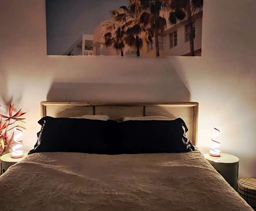 Furnished room with own bathroom