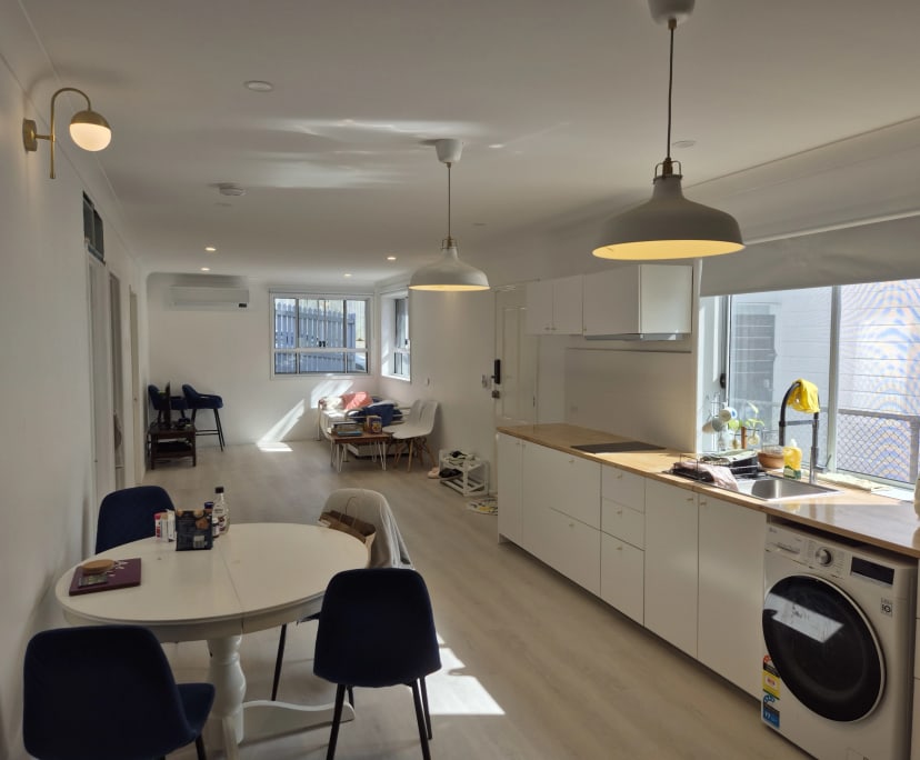 Furnished room with ensuite in a flatshare