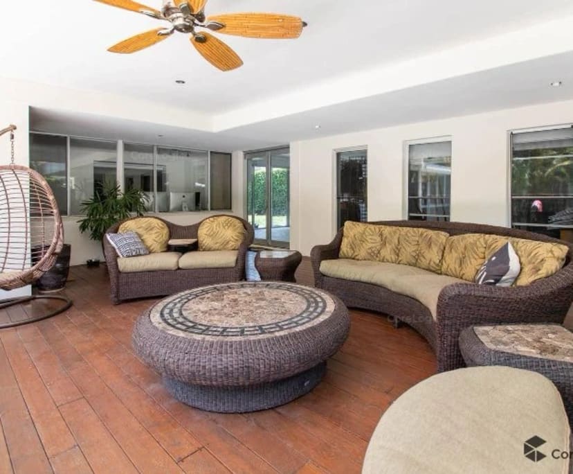 Room for Rent in Surfers Paradise, Gold Coast 350...