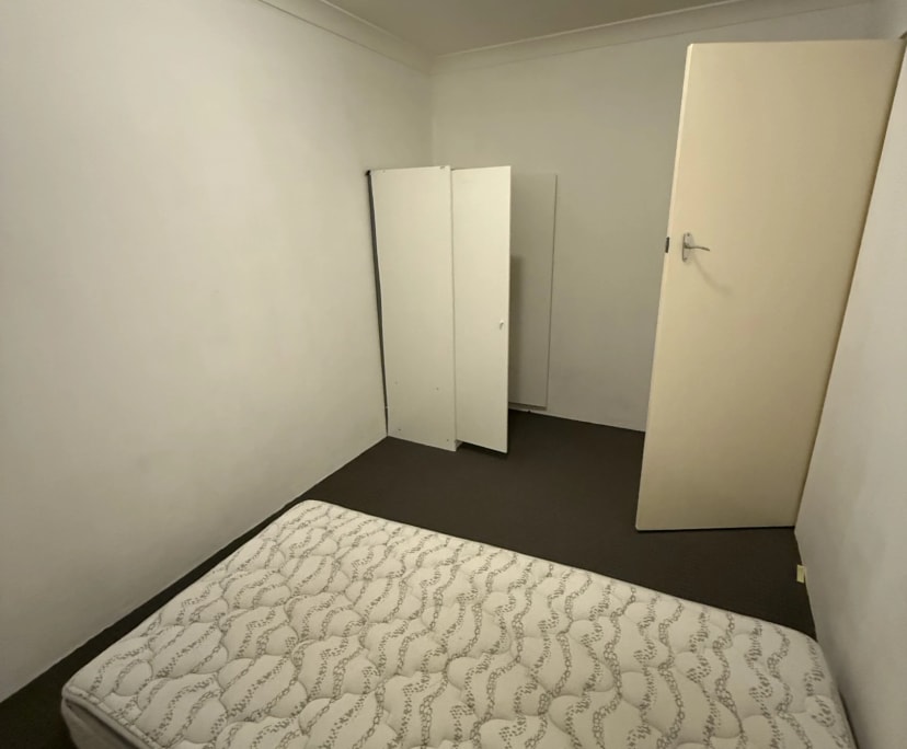 Unfurnished room in a flatshare