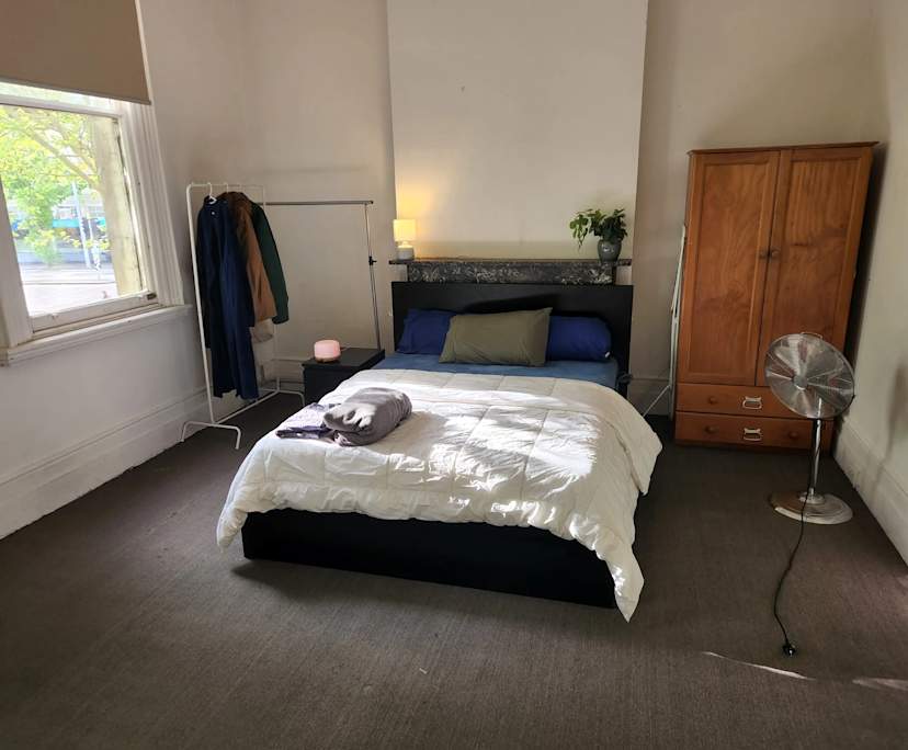 propertyImage
