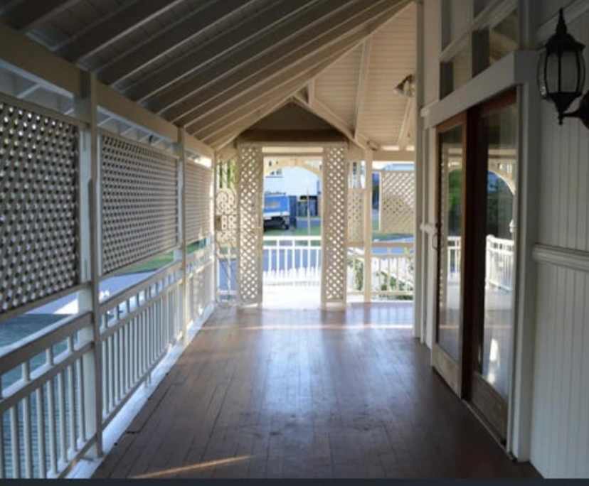 $290, Share-house, 3 bathrooms, Indooroopilly QLD 4068