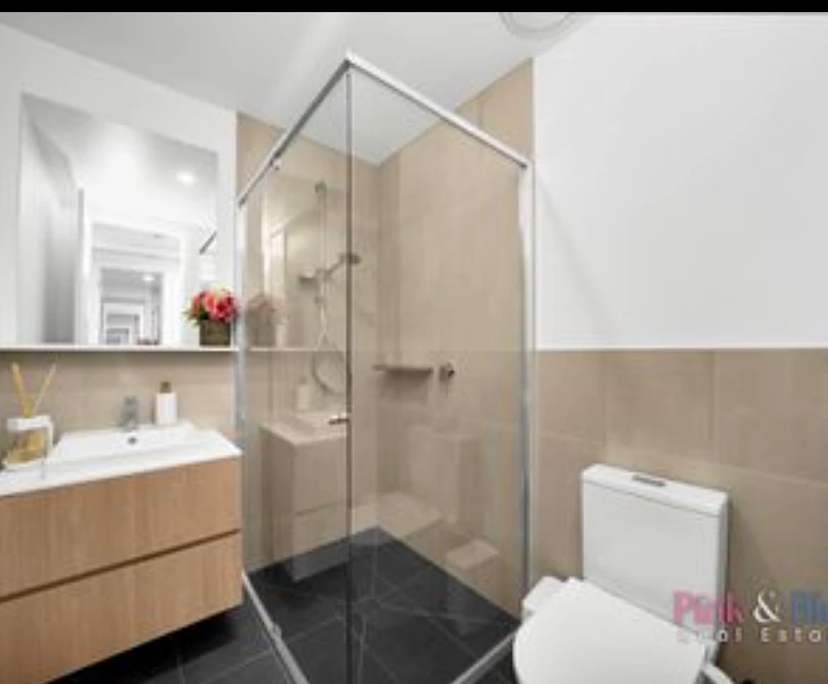 Furnished room with ensuite in a share house