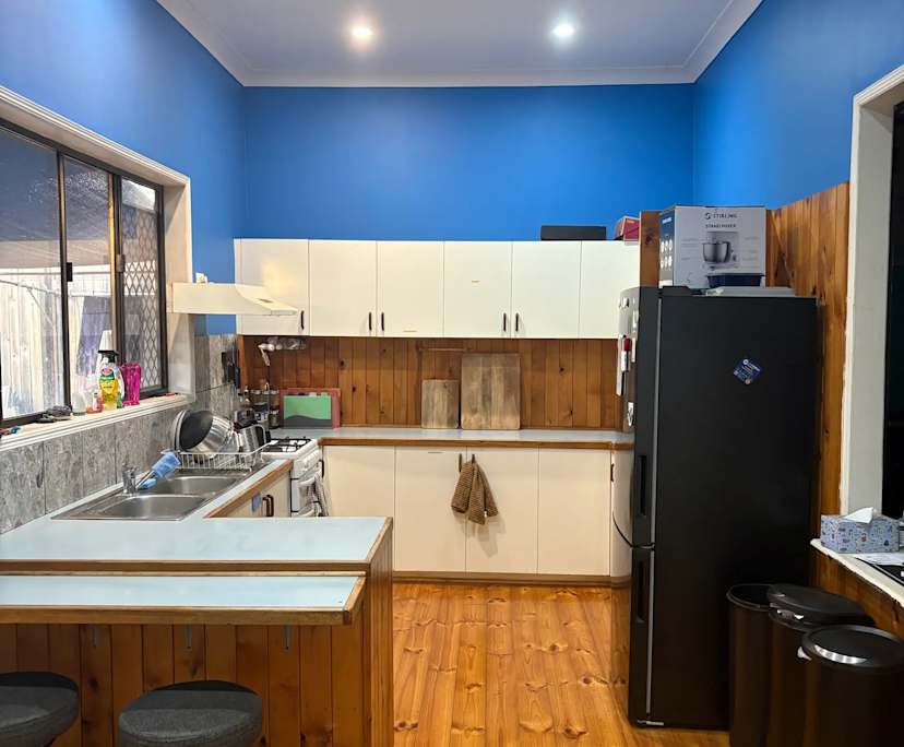 Room in a share house