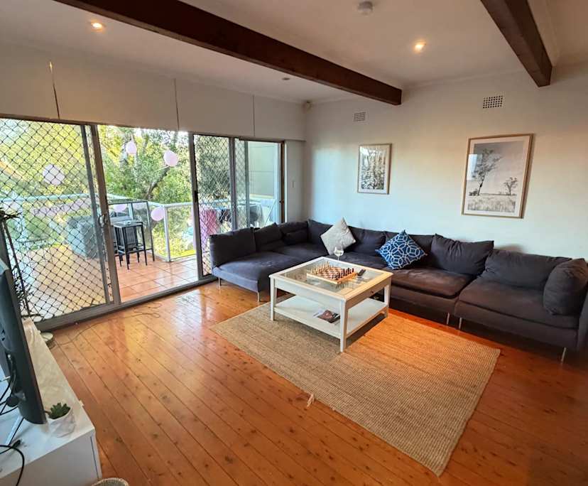 Room for Rent in Bronte, Sydney | $450, Furnished, S... | Flatmates.com.au