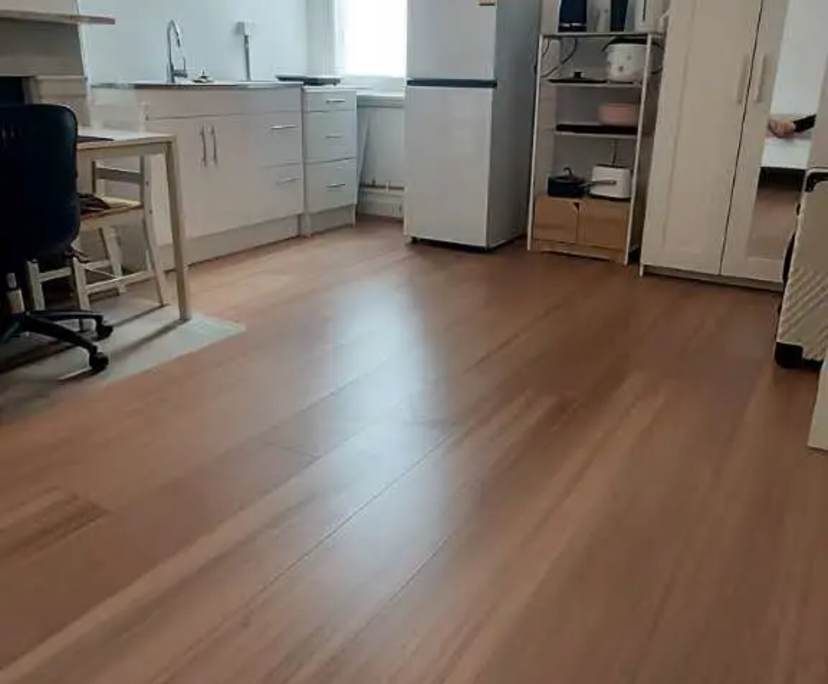 $670, Whole-property, 1 bathroom, Newtown NSW 2042