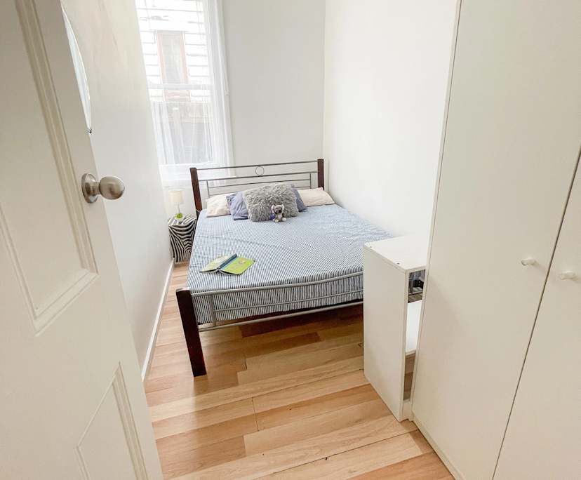 $1,695, Whole-property, 5 bathrooms, Balaclava VIC 3183