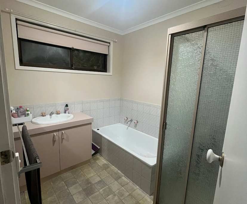 $160, Share-house, 2 bathrooms, Kangaroo Flat VIC 3555
