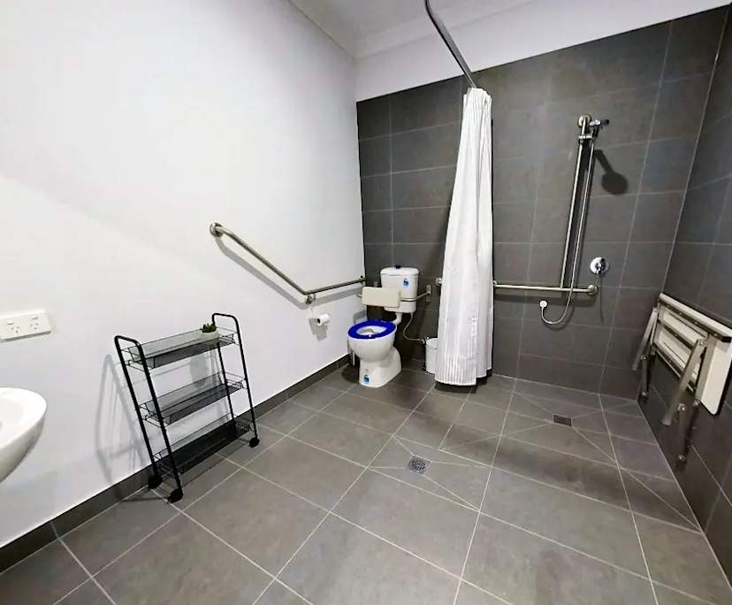 $350, Share-house, 9 rooms, Saint Albans VIC 3021, Saint Albans VIC 3021