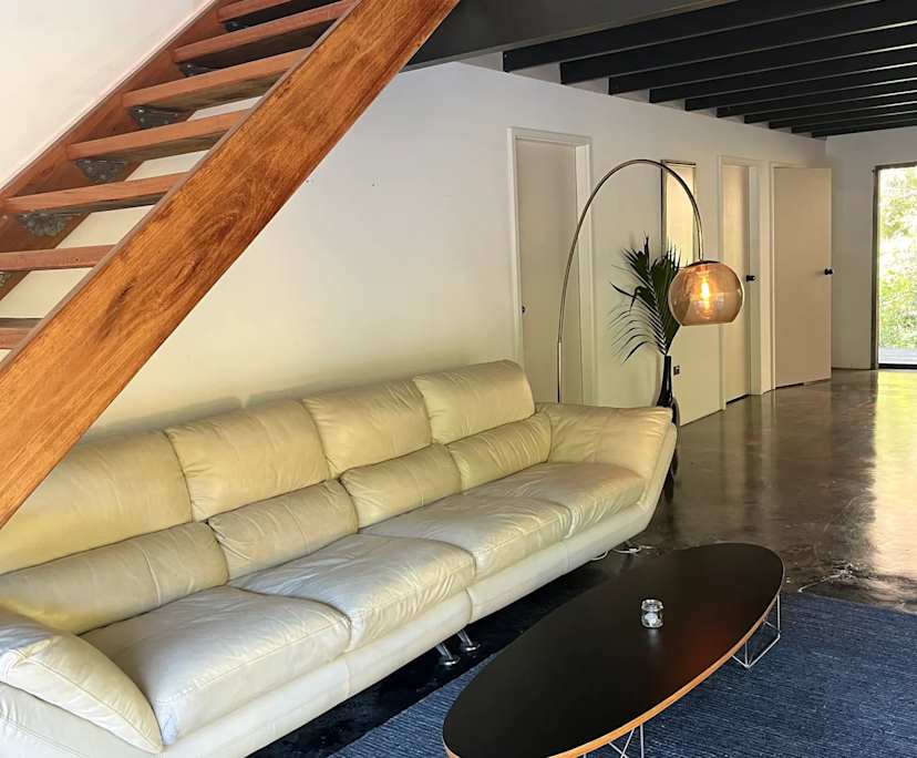 Whole property with 2 rooms for rent