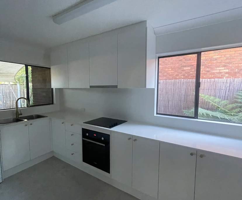 $390, Share-house, 2 bathrooms, Surfers Paradise QLD 4217