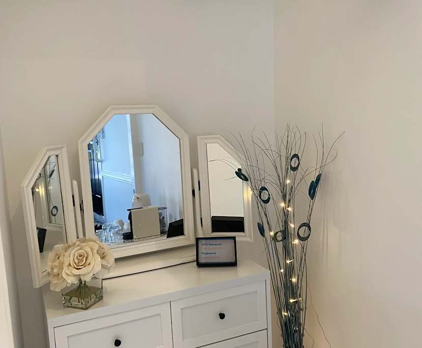 Furnished room with ensuite in a share house