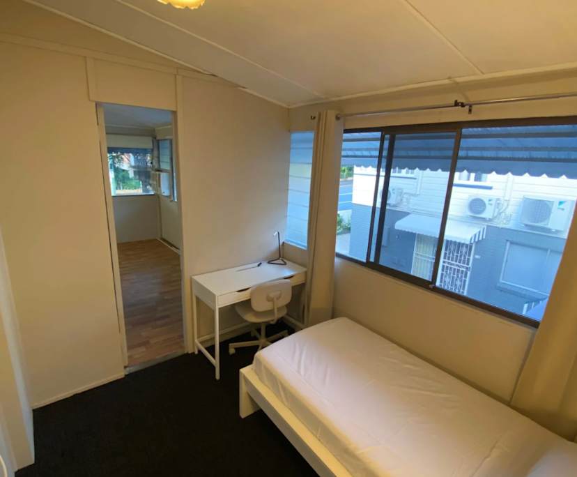 $300, Share-house, 5 bathrooms, West End QLD 4101