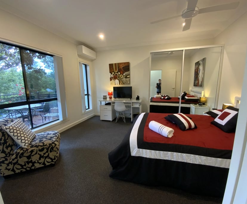 Room for Rent in Carindale, Brisbane 275, Furnish...