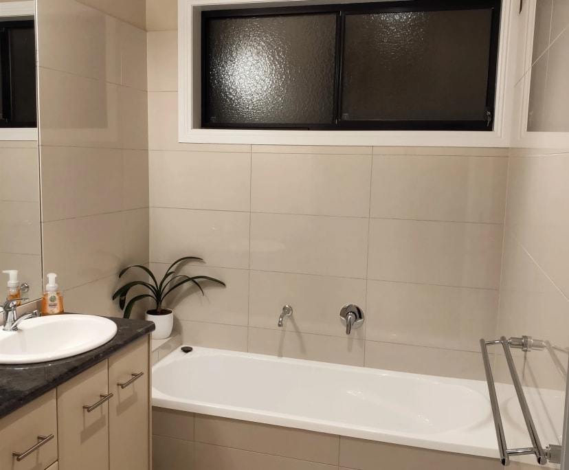 $250, Share-house, 3 bathrooms, Kangaroo Flat VIC 3555