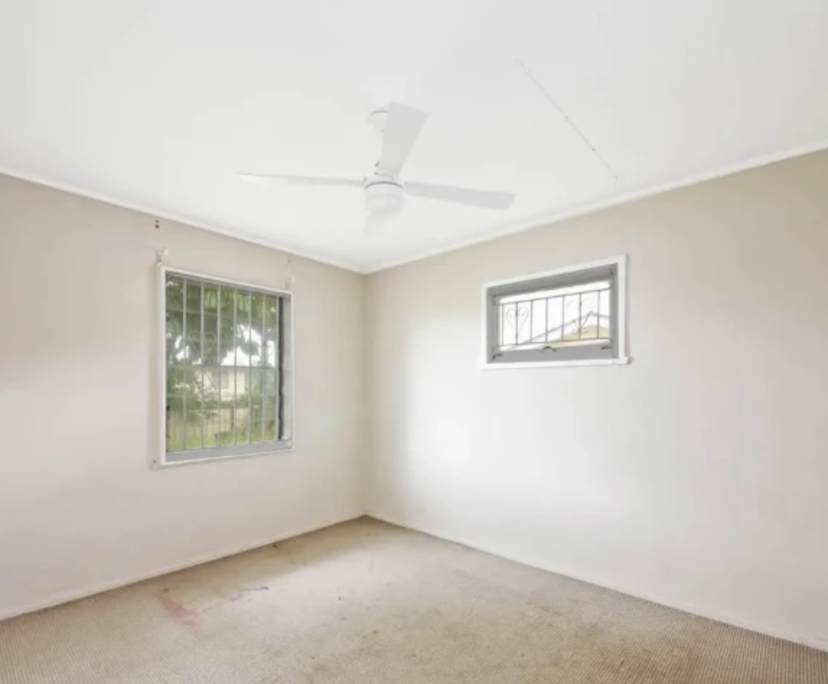 Unfurnished room in a share house