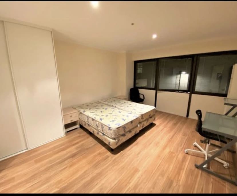 $430, Whole-property, 2 bathrooms, Adelaide SA 5000