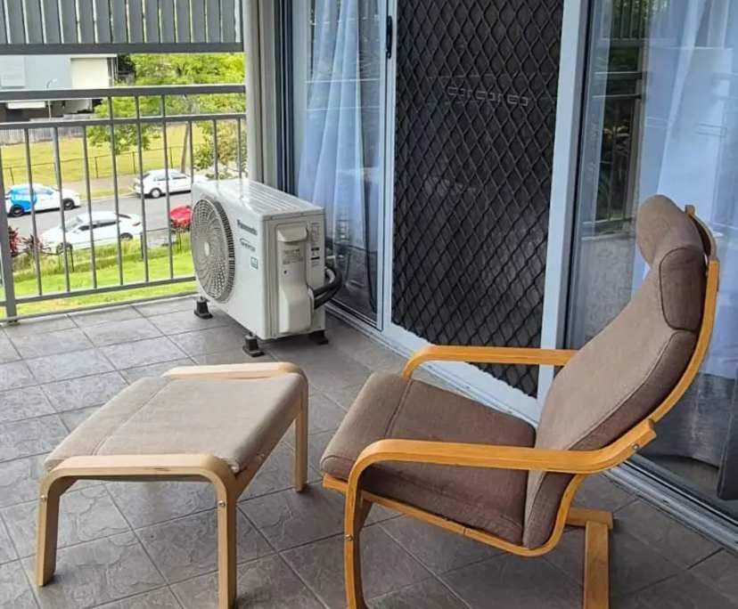 Furnished room with ensuite in a flatshare