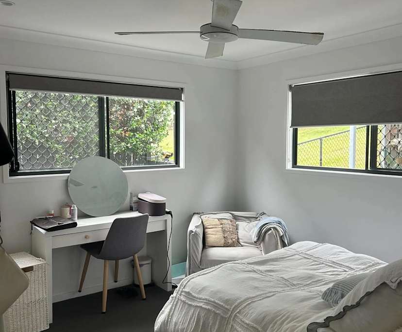 Unfurnished room with own bathroom