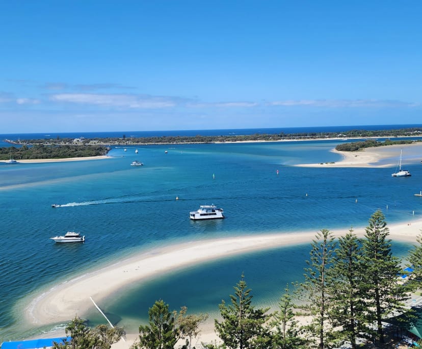 $420, Flatshare, 2 bathrooms, Labrador QLD 4215