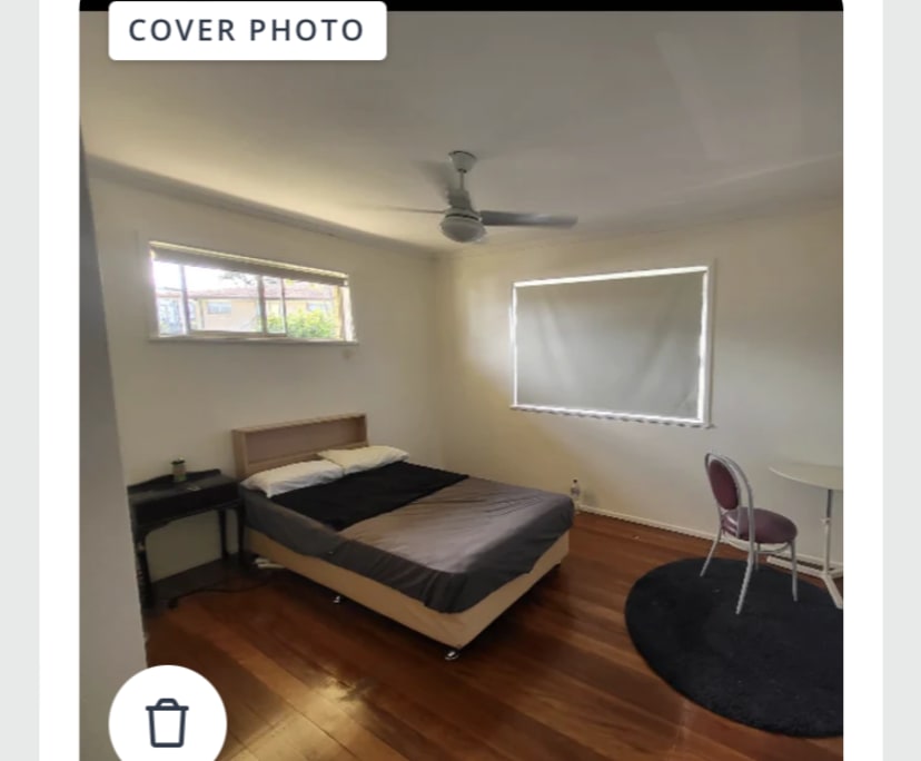 Furnished room in a share house