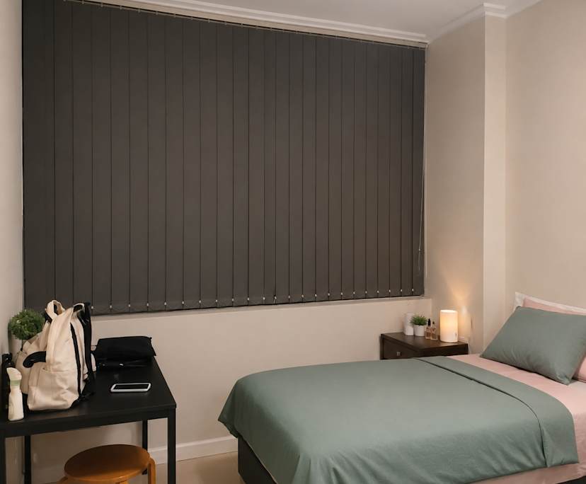 Furnished room in a share house
