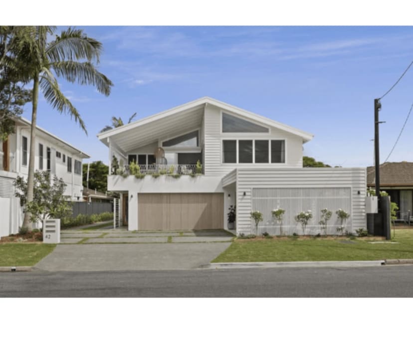 Unfurnished room with own bathroom