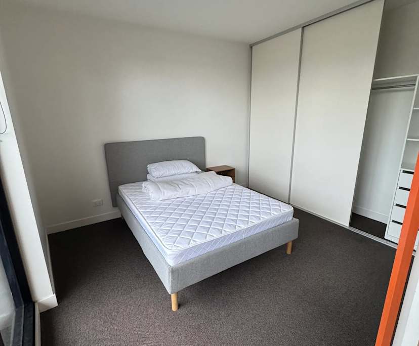 Unfurnished room with own bathroom
