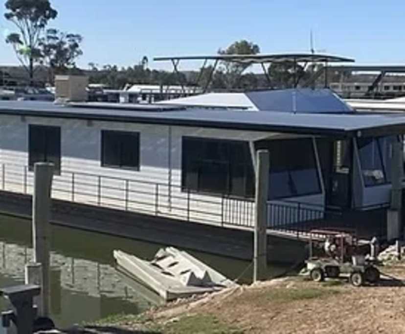 Whole property with 3 rooms for rent