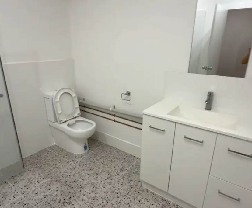 $350, Share-house, 5 bathrooms, Southport QLD 4215