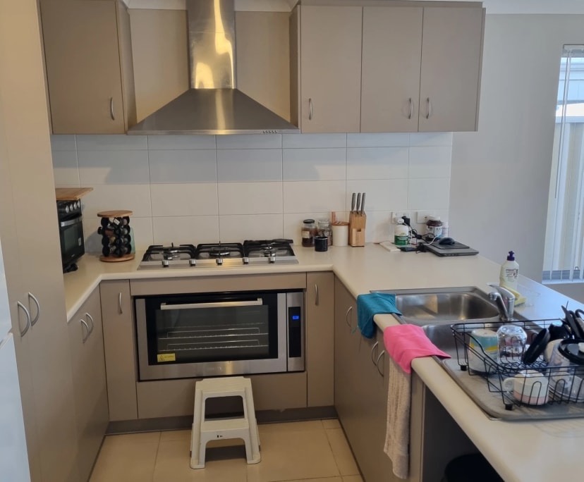 Room in a share house