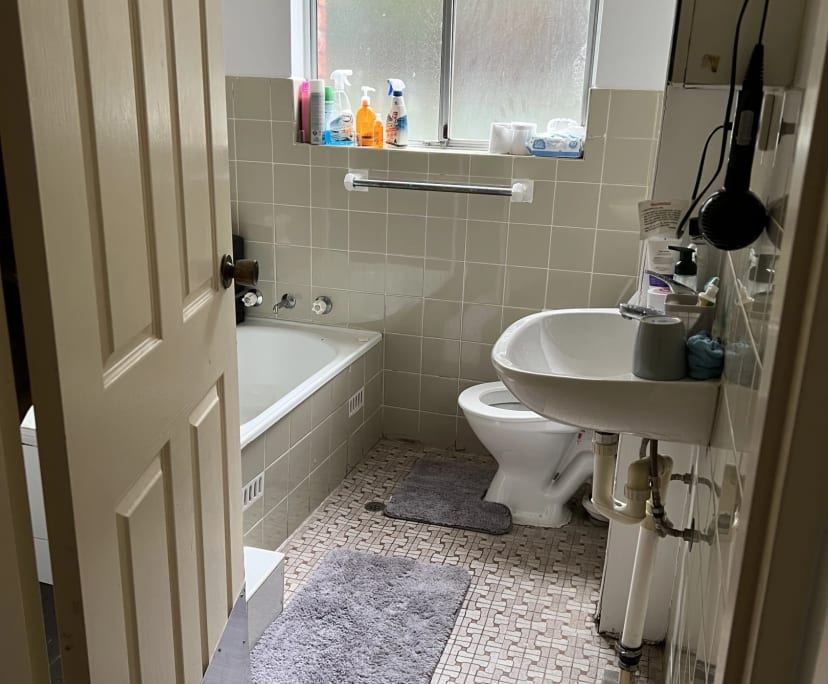 $250, Flatshare, 2 bathrooms, Wentworthville NSW 2145