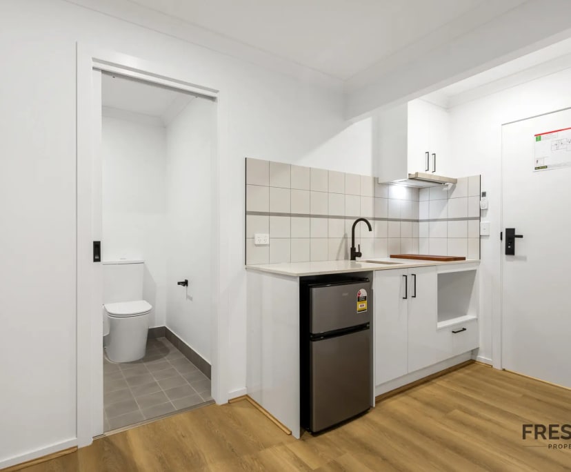 $330, Share-house, 6 bathrooms, Bell Post Hill VIC 3215