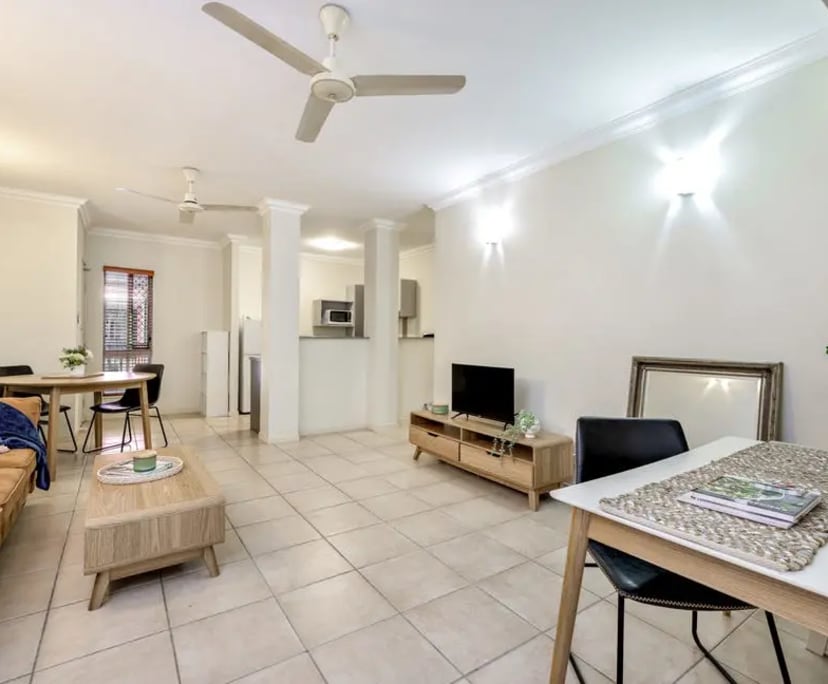 $400, Flatshare, 2 bathrooms, Clifton Beach QLD 4879
