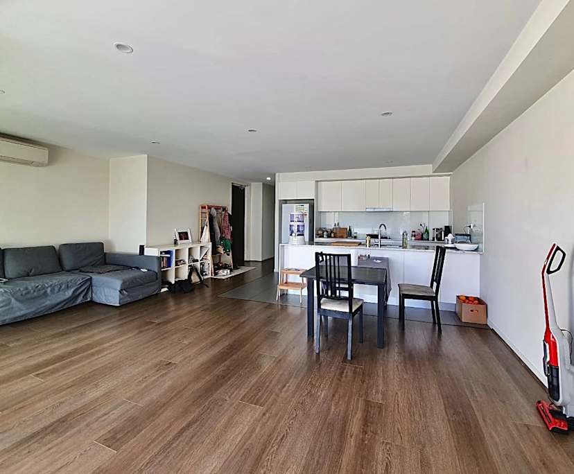 Whole property with 2 rooms for rent