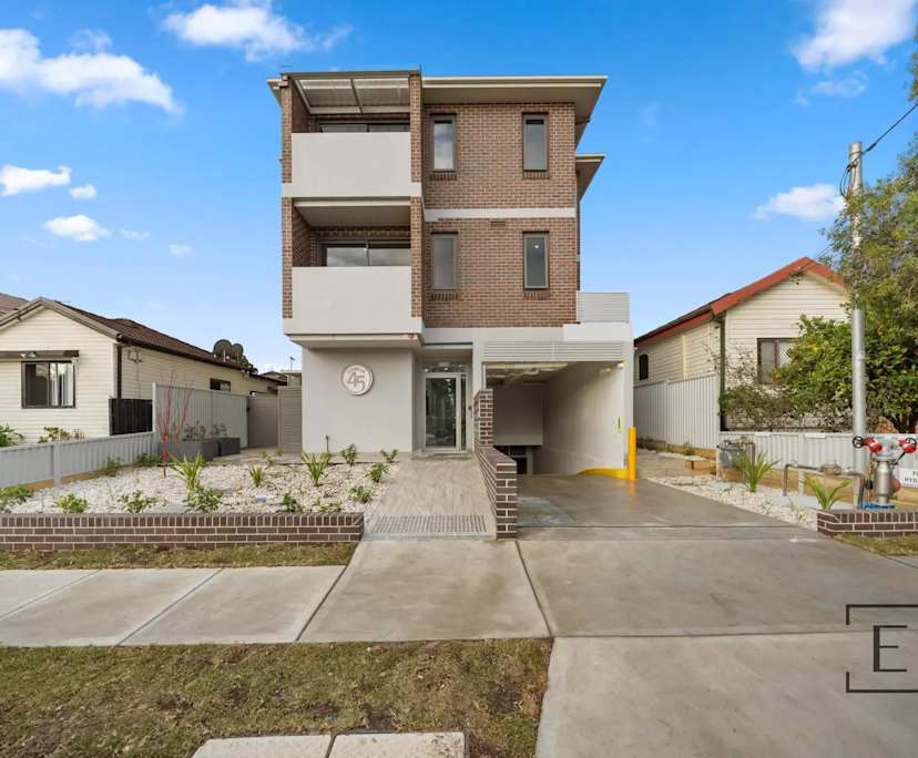 $460, Studio, 1 bathroom, Wiley Park NSW 2195