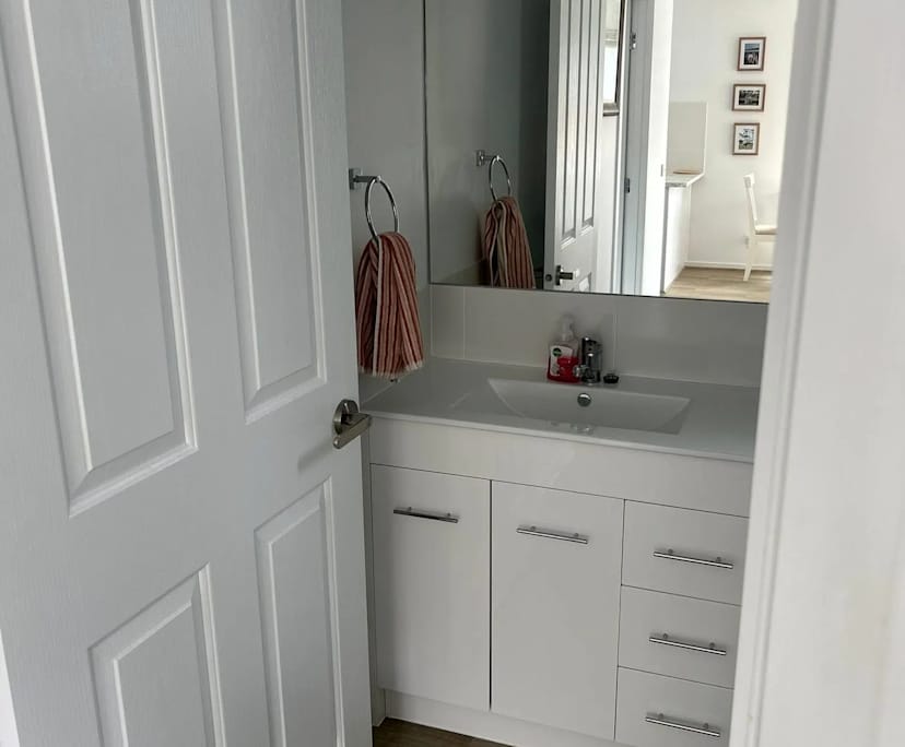 $350, Granny-flat, 1 bathroom, Lilydale VIC 3140