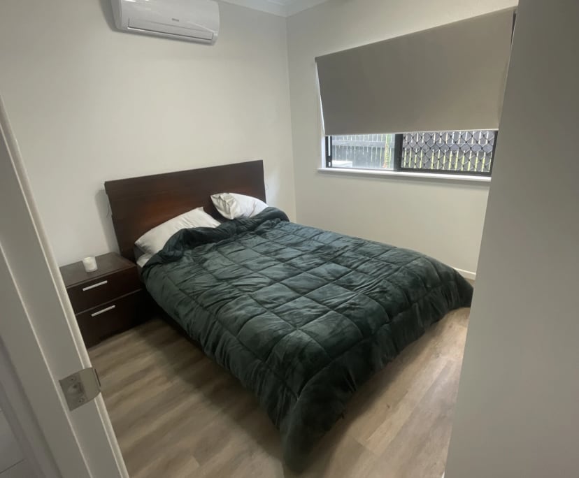 Room for Rent in Hermit Park, Townsville 250, Fur...