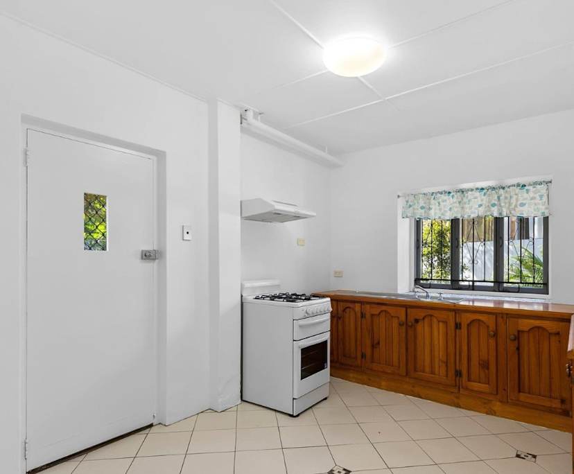 Unfurnished room with own bathroom