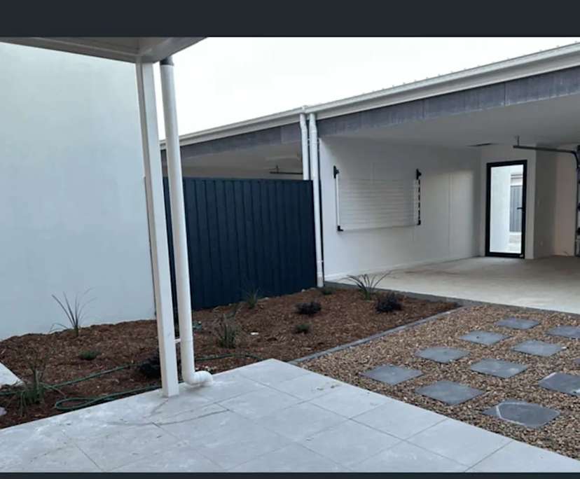 Unfurnished room in a share house