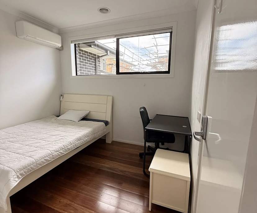 Furnished room with ensuite in a share house