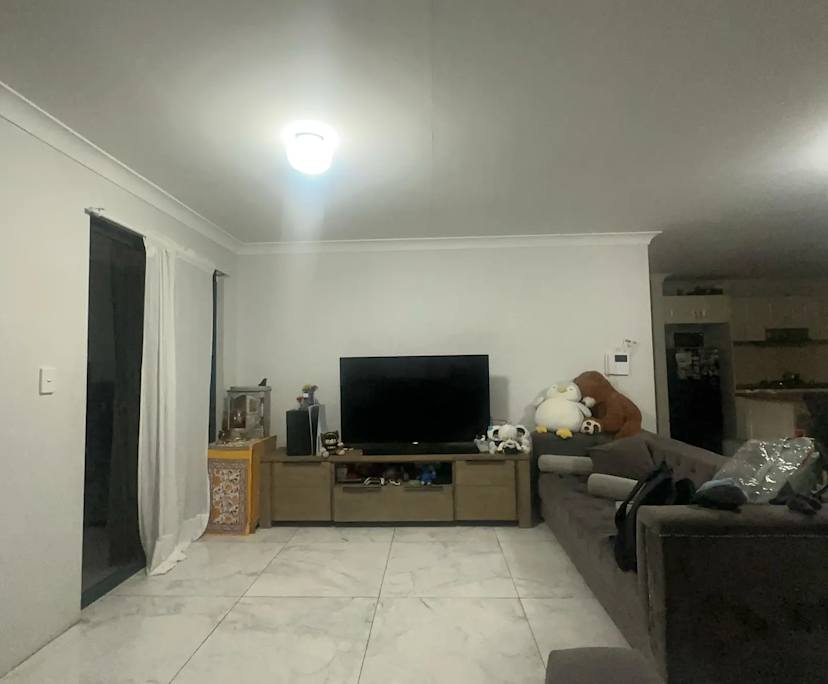 Whole property with 2 rooms for rent