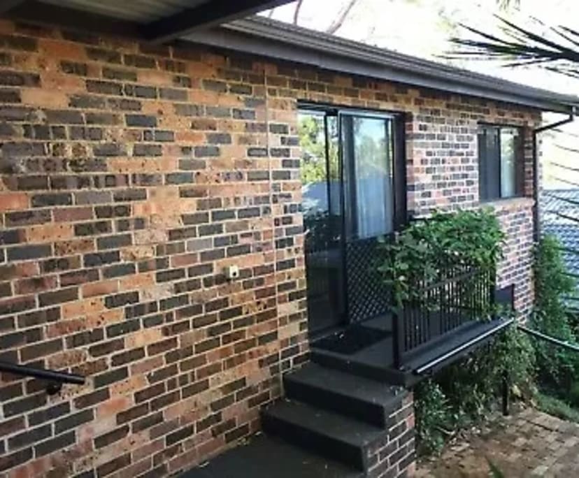 Unfurnished room granny flat for rent