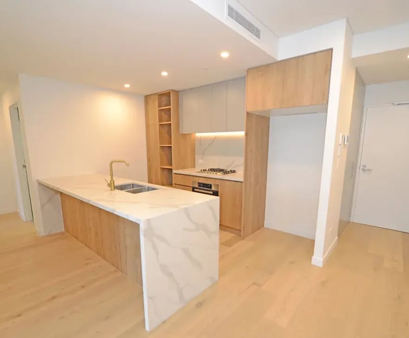 Furnished room with own bathroom