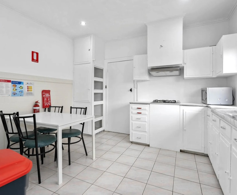 $260, Share-house, 4 bathrooms, Box Hill VIC 3128