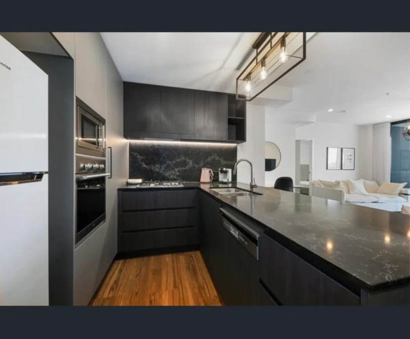 $420, Flatshare, 2 bathrooms, Woolloongabba QLD 4102