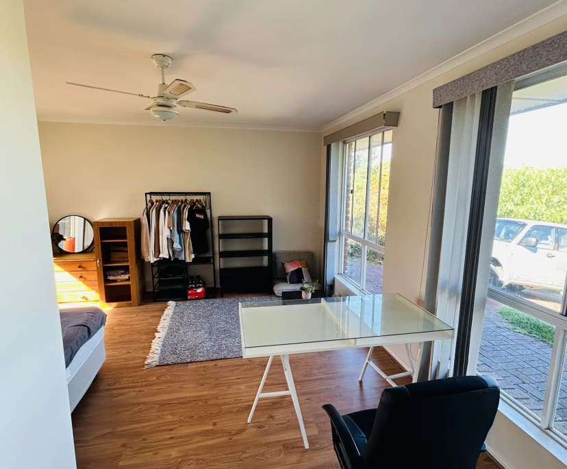 Furnished room in a share house