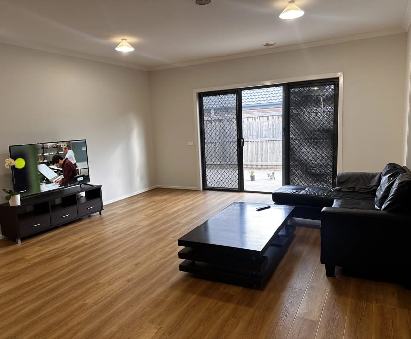 Room in a share house