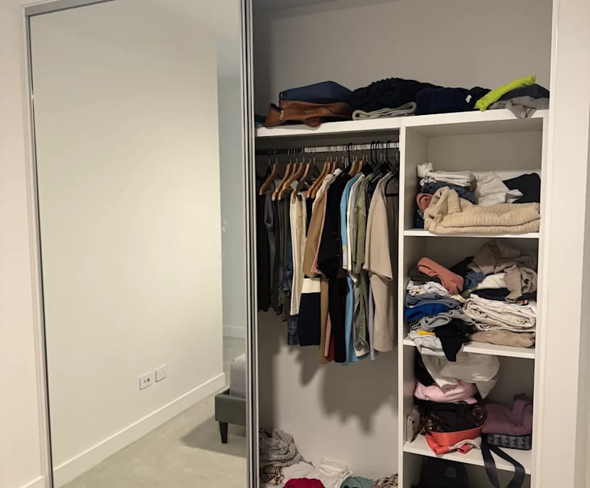 $809, Whole-property, 2 bathrooms, West Melbourne VIC 3003