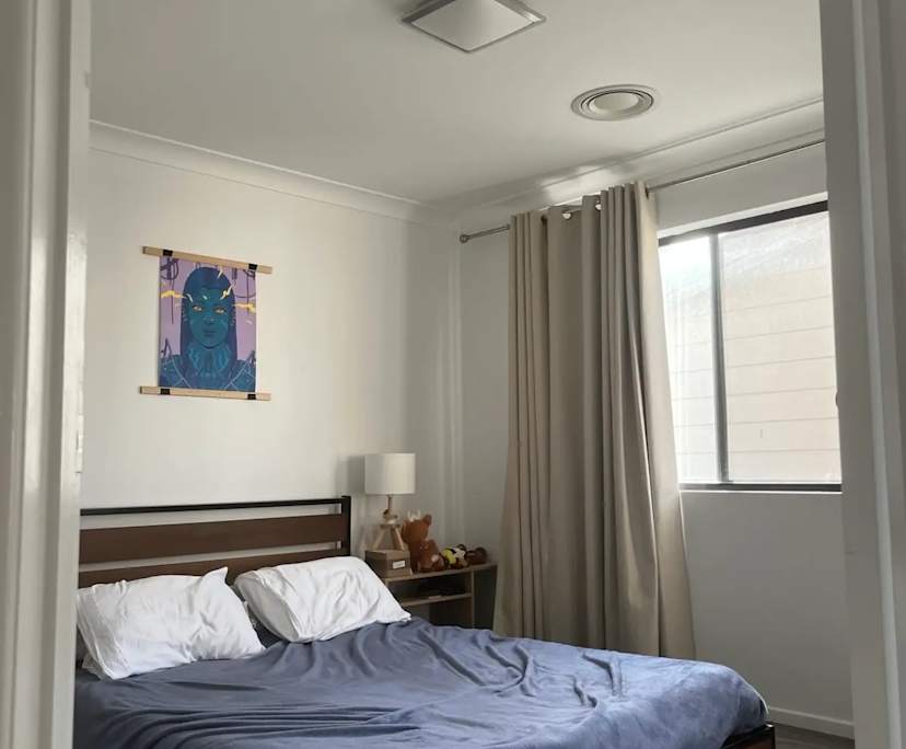 Unfurnished room with ensuite in a flatshare